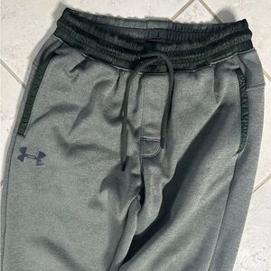Under Armour Men's Olive Joggers